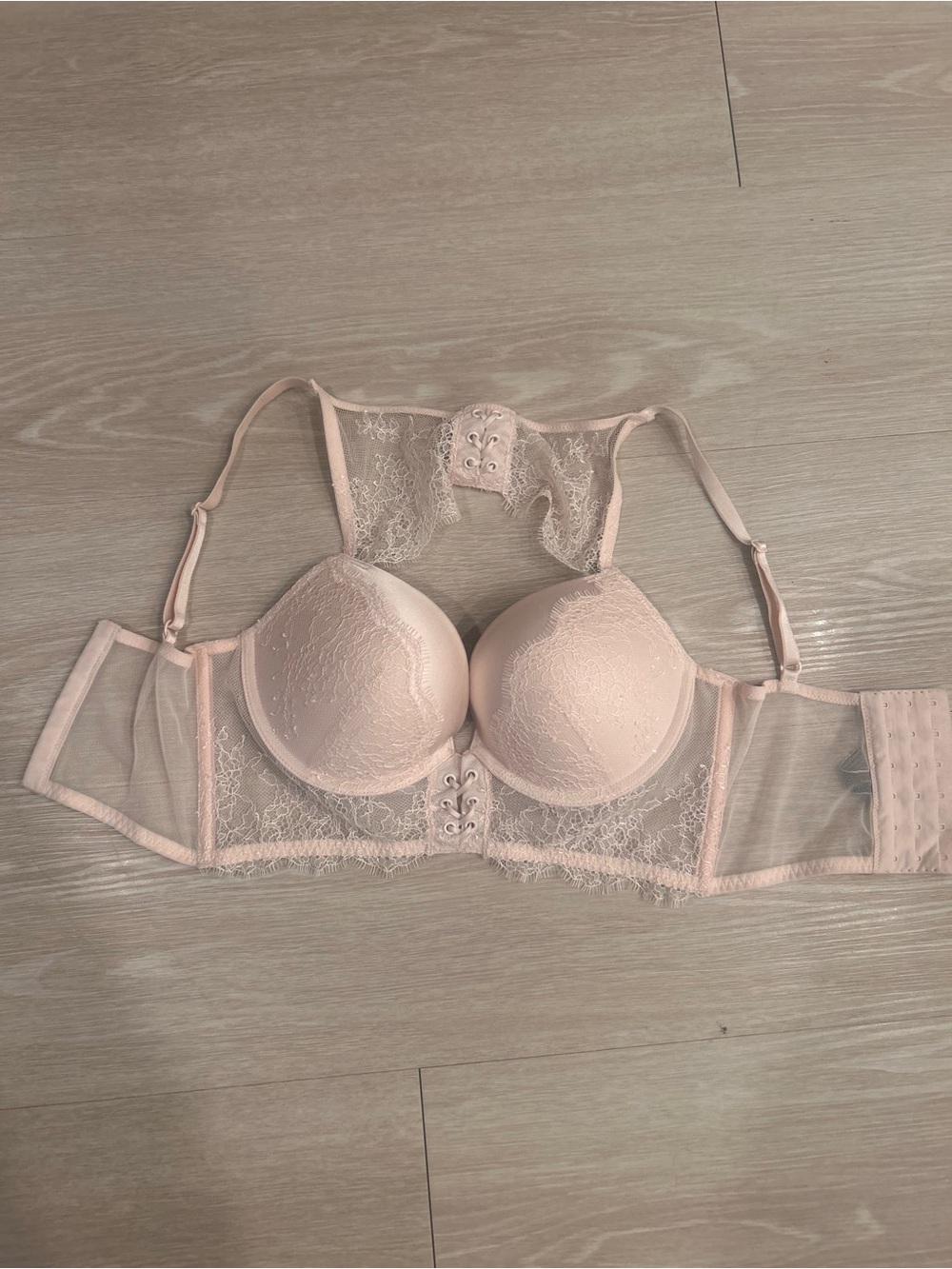 Victoria's Secret Lace push-up Bra - Light Pink